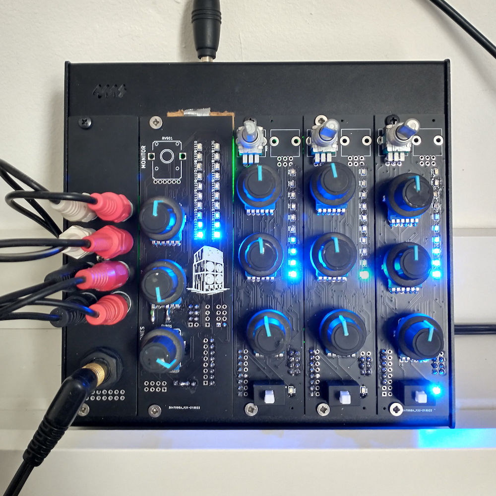 Eurorack DJ mixer